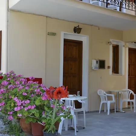 Geroulis Stefanos Studios * فاسيليكي